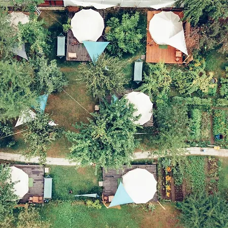 Tente de luxe Dragonfly Gardens - The Wagons