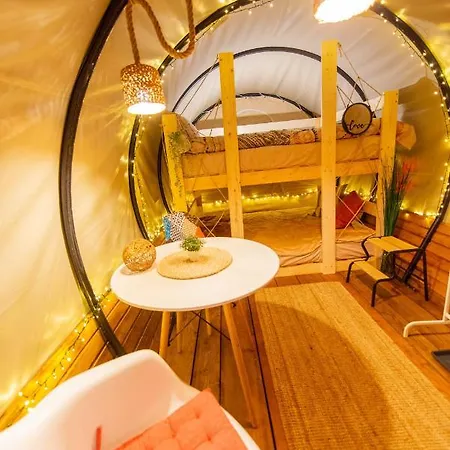 Dragonfly Gardens - The Wagons Brasov
