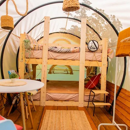 Dragonfly Gardens - The Wagons Luxury tent *